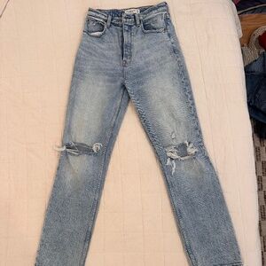 Ultra High Rise 90s Straight Jean - Size 27